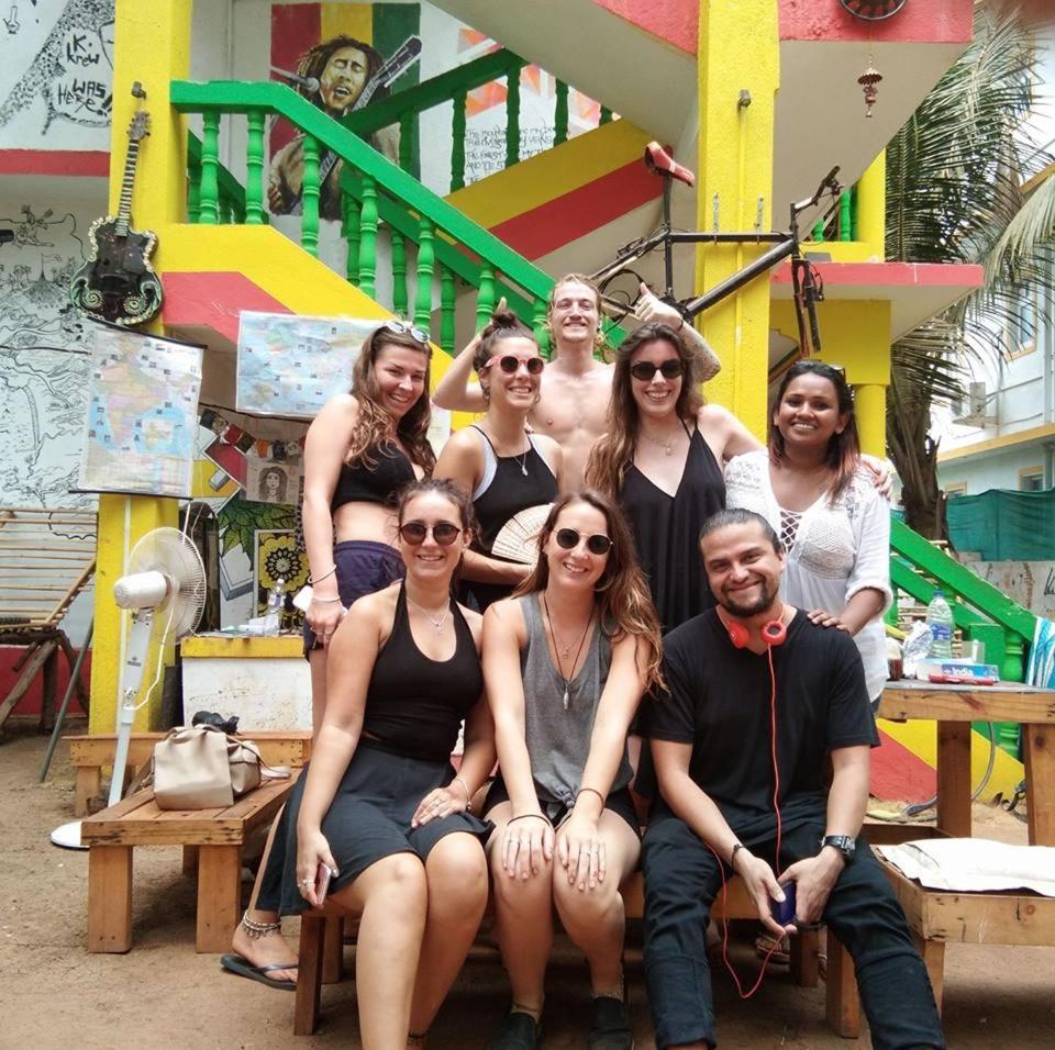 Rasta Mansion Beach Hostel And Rooms 아람볼 외부 사진