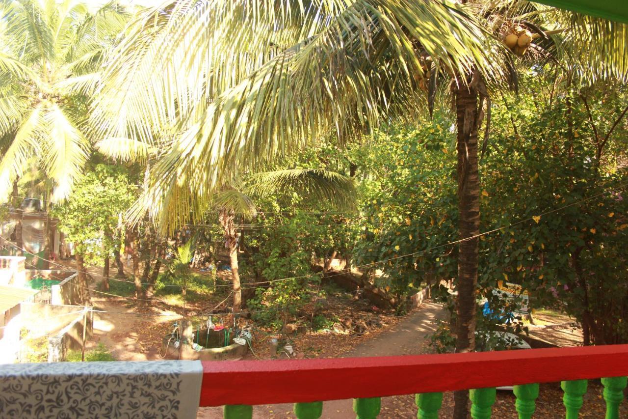 Rasta Mansion Beach Hostel And Rooms 아람볼 외부 사진