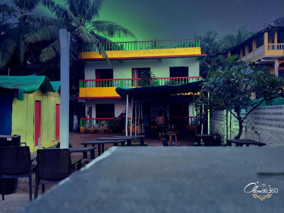 Rasta Mansion Beach Hostel And Rooms 아람볼 외부 사진